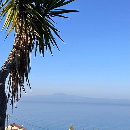Verga Apartments & Suites Kalamata Exterior photo
